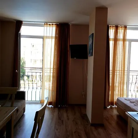 Menada Dawn Park Апартамент Слънчев бряг